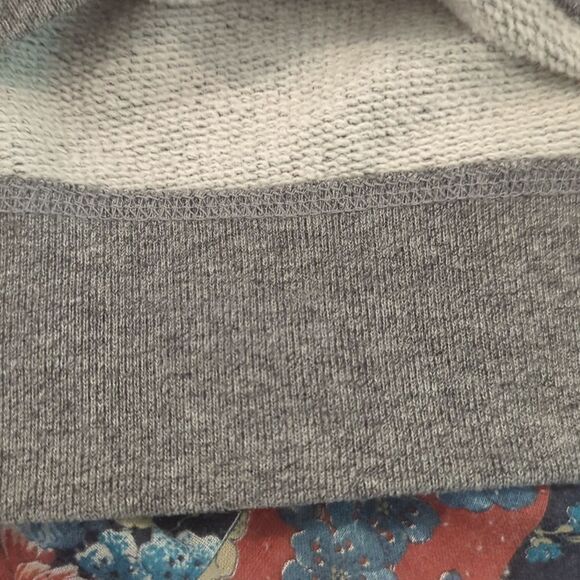 Junk Food boys gray NFL Patriot's sweatshirt size medium - Picture 7 of 7